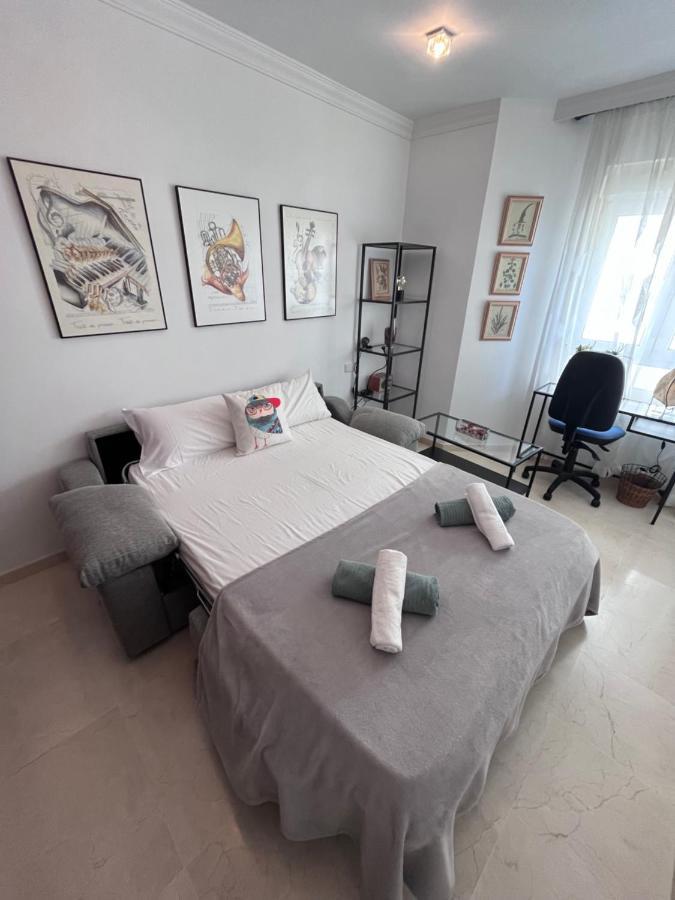 Appartamento Gatu Aguamarina Beach, Vistas Al Mar Playa Victoria Cadice Esterno foto